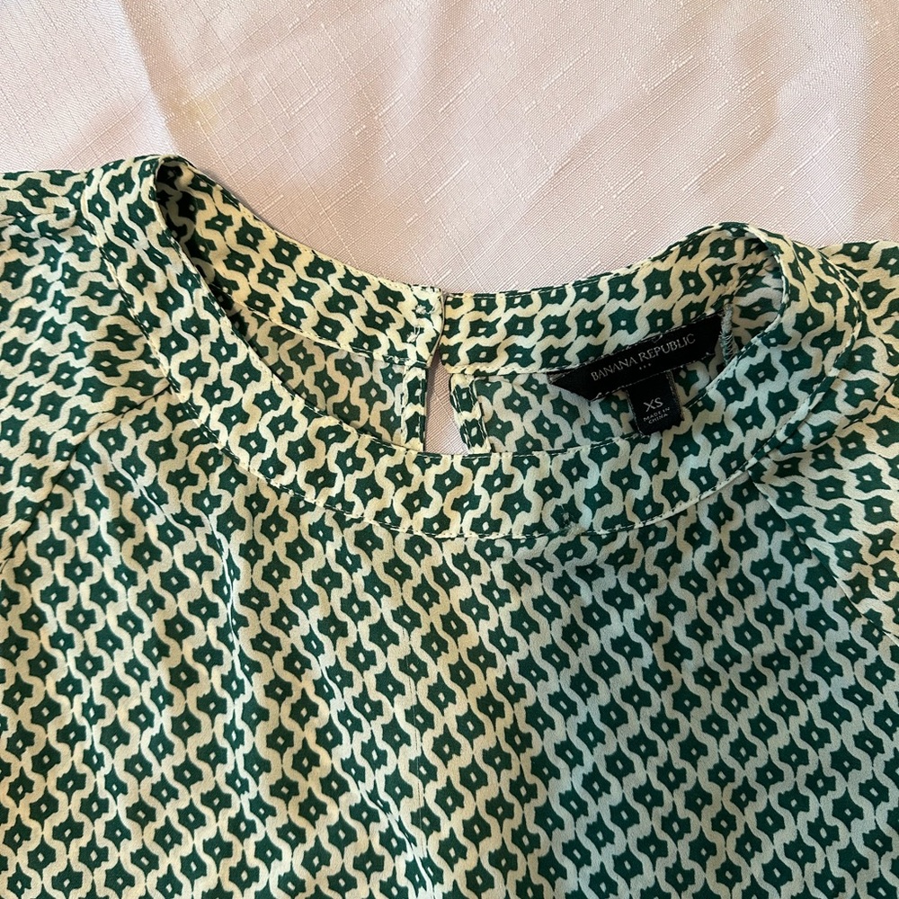 Banana Republic Factory Green/White Dress Shirt View 2
